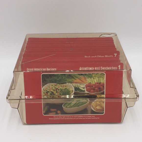 Vintage Great American Recipes Cards in Plastic Storage Box - Picture 1 of 16